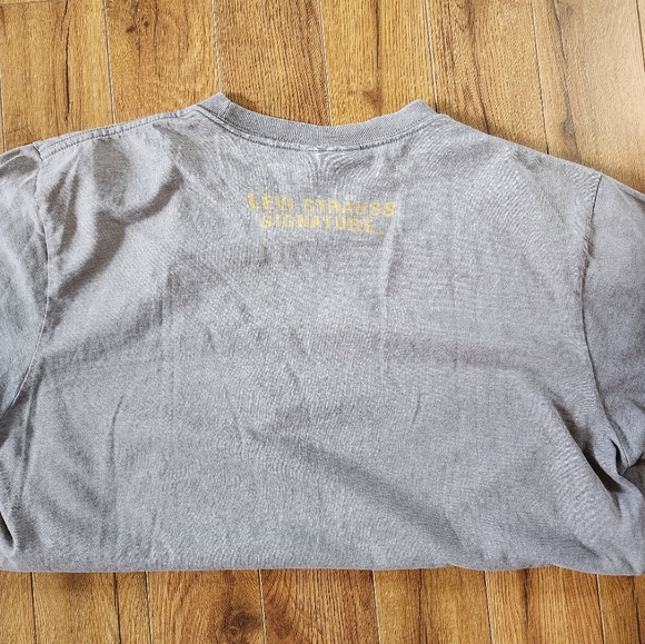 Levi Strauss Signature T-Shirt - Picture 2 of 4